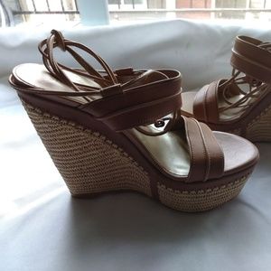 Stuart Weitzman Abandon Lace-Up Platform Sandal